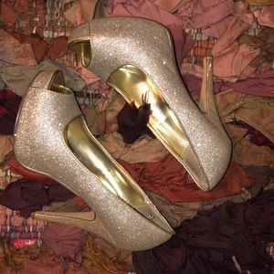Gold sparkle stiletto heels